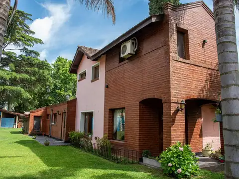 VENTA-CASA  350MTS BUENOS AIRES al 200