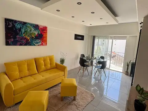 3 AMBIENTES CON BALCON