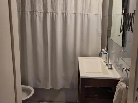 Casa en Alquiler Temporal con 2 cocheras