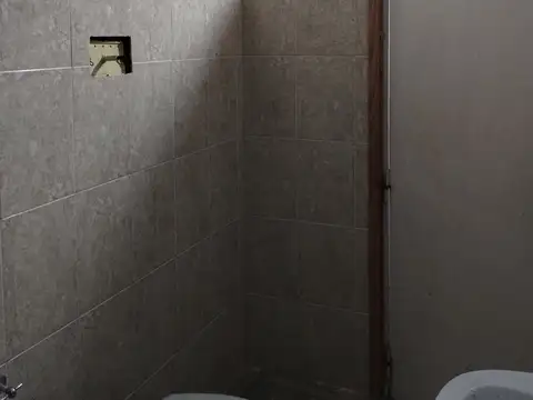 Depto Tipo Casa 3 ambientes con 2 baños