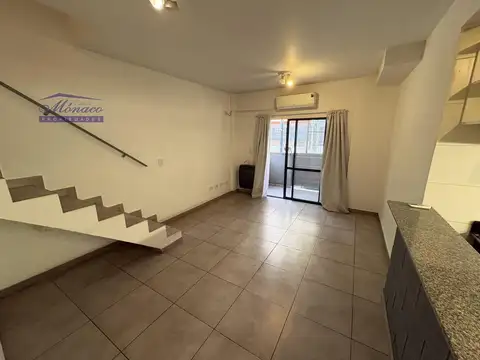 Valdenegro 3000, Piso 1°