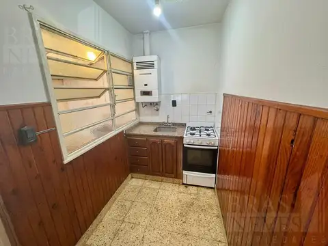 Ph 3 ambientes/ sin expensas/ 2 plantas/peq. patio