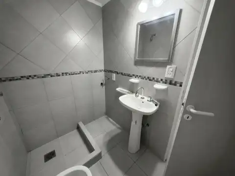 Depto Tipo Casa Monoambiente con 1 baño