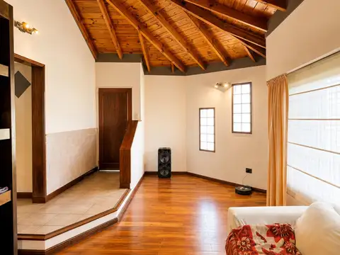 Casa en Venta en Lanús Oeste, USD 194.999