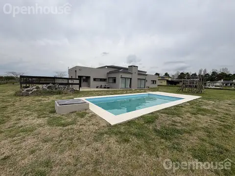 VENTA - CASA EN BARRIO HARAS EL MALACATE -LOTE 4900 M2 -EXALTACION DE LA CRUZCasa