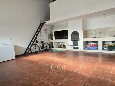 Casa en Venta al Este