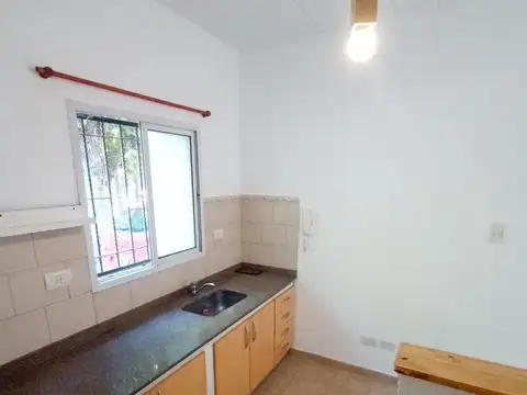 Departamento en Alquiler en Quilmes Oeste, $ 700.000