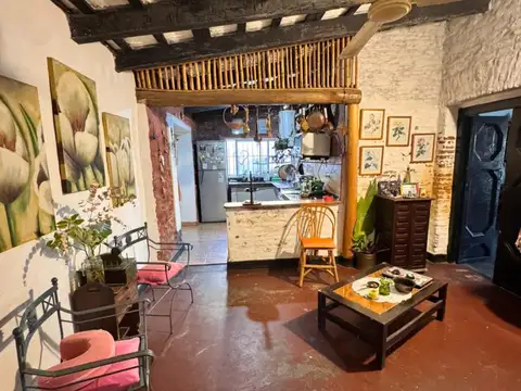CASA EN VENTA A METROS DE LA COSTANERA, FINANCIADA