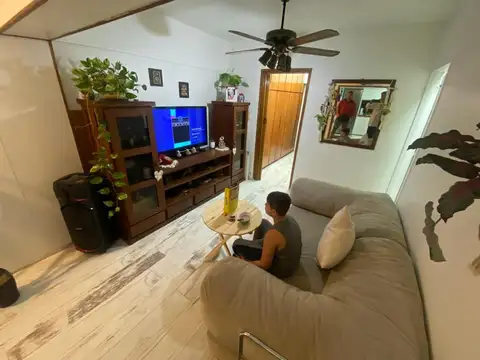 Departamento 4 ambientes con 1 baño