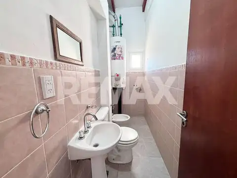 Depto Tipo Casa en Alquiler con 1 cocheras