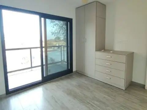 Departamento en Alquiler en República De La Sexta, $ 600.000