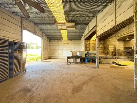 ALQUILER COMERCIAL AMPLIO GALPÓN EN TANDIL