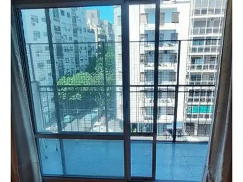 OPORTUNIDAD    EXC DEPARTAMENTO DE 4 AMBIENTES AL FRENTE CON BALCON SOBRE AV CABILDO
