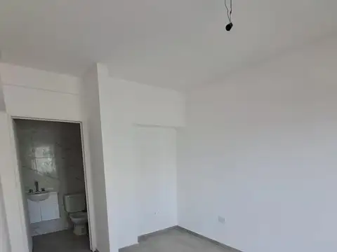 Semipiso de 2 ambientes a estrenar con balcon