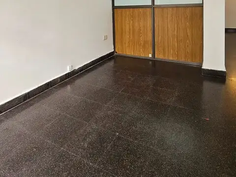 Oficina en Alquiler 34 años