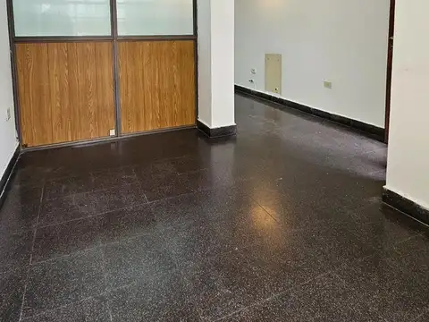 Alquiler oficina/consultorio en Villa del Parque