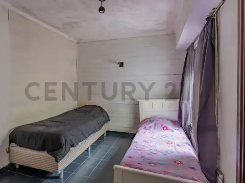 Venta de PH dos ambientes con cochera, Las Avenidas, Mar del Plata.