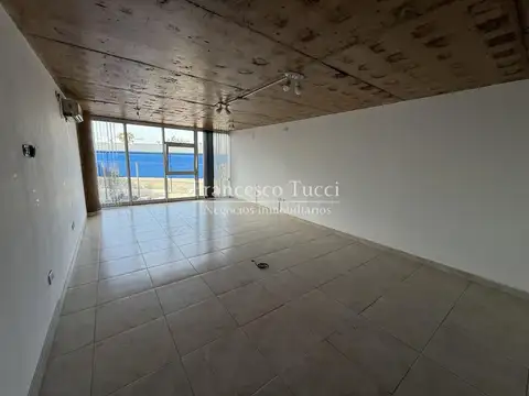 Oficina en Alquiler en La Reja, $ 860.000