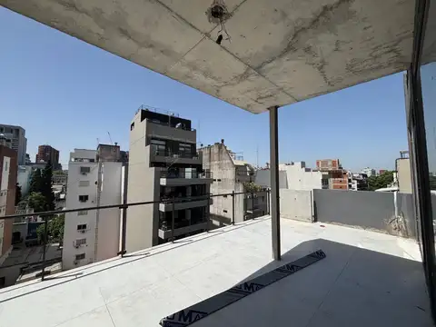 Darregueyra 2200, Piso 8