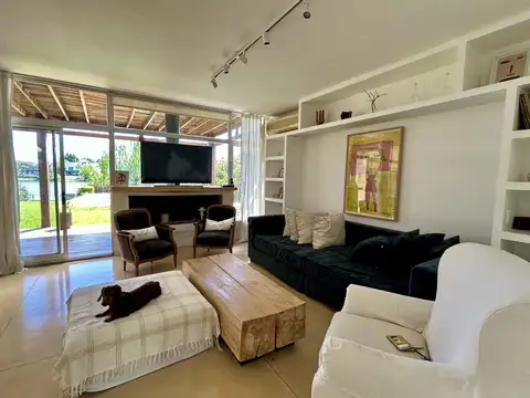 Casa Amoblada en Alquiler Anual en Santa Barbara