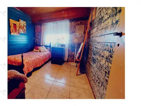 Depto Tipo Casa en Venta 50 años