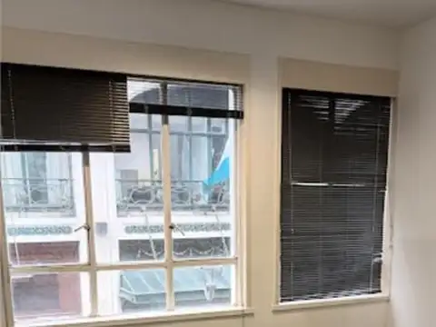 Sarmiento 600, Piso 1