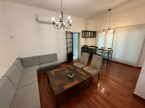 Depto Tipo Casa 4 ambientes con 2 baños