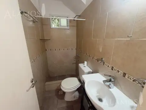Depto Tipo Casa en Venta al Este