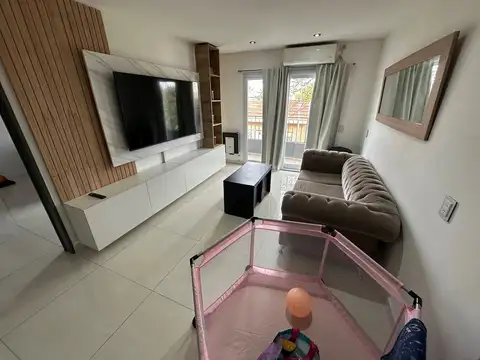 Casa 3 ambientes con 2 baños