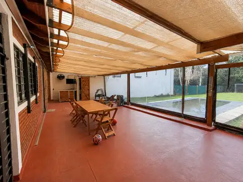 Casa en Venta en Sourigues, USD 200.000