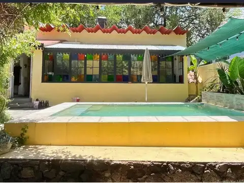 Casa con pileta en Agua de Oro