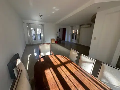 Casa Venta 4 Ambientes en Dos Plantas con patio  San Fernando