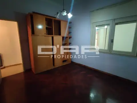 HERMOSO PH DE 3 AMBIENTES AL FRENTE CON 2 PATIOS PARRILLA Y GARAGE!  RETASADO 