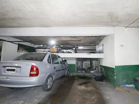 Venta cochera fija en edificio de cocheras