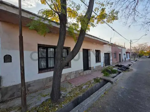 CASA PARA RECICLAR – DORREGO, GUAYMALLÉN