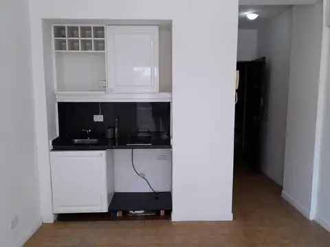 Departamento en Alquiler en Recoleta, $ 450.000