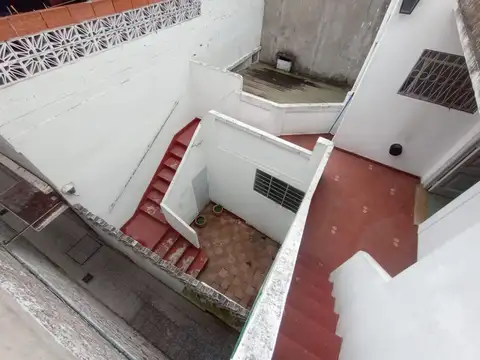 Depto Tipo Casa en Alquiler de 3 dormitorios