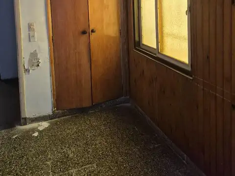 Depto Tipo Casa en Venta 50 años