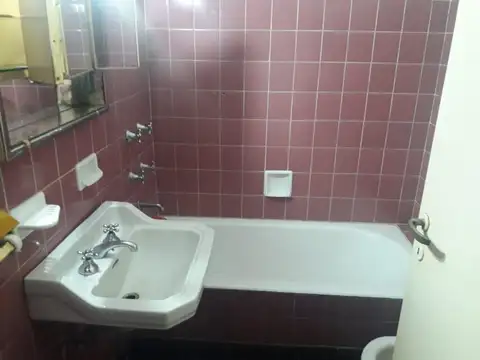 Dpto  3  Amb  en PB en Venta