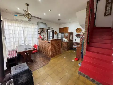 Casa en Venta en Bernal Oeste, USD 115.000