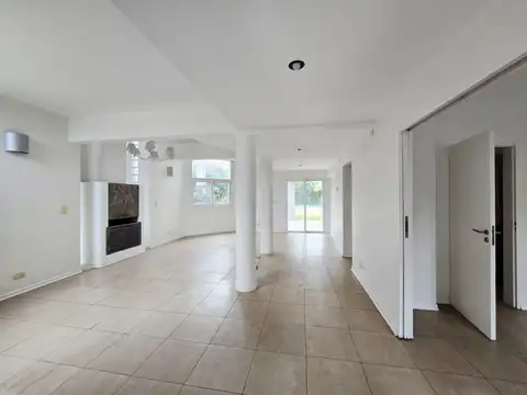 CASA EN VENTA EN VILLA OLIVOS