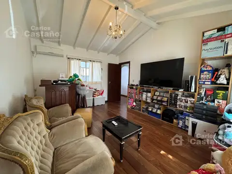 Depto Tipo Casa en Venta en La Lucila-Vías/Maipú, USD 220.000