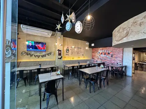 Aristides Villanueva  al 300