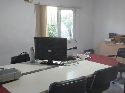 Galpon en Venta en Villa Luzuriaga, USD 3.000.000