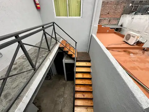 Depto Tipo Casa en Alquiler de 1 dormitorio