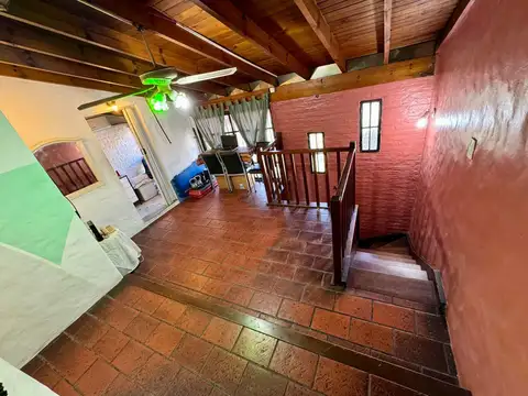 Depto Tipo Casa en Venta de 4 ambientes