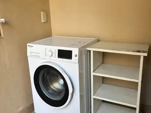 Depto Tipo Casa en Alquiler al Este