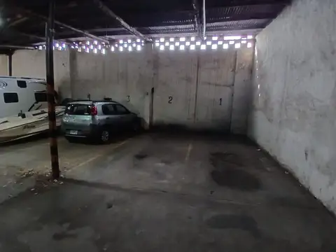 TERRENO CON COCHERA COMERCIAL CONCORDIA