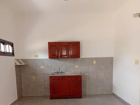 CALLE 27  MAURICIO JAJAN 400, Piso P.B.