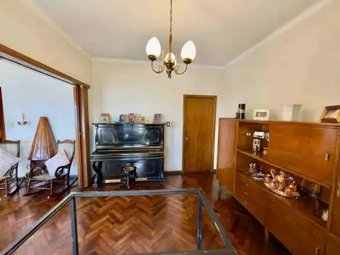 DEPARTAMENTO VENTA AV. BELGRANO CENTRO 2 DORM